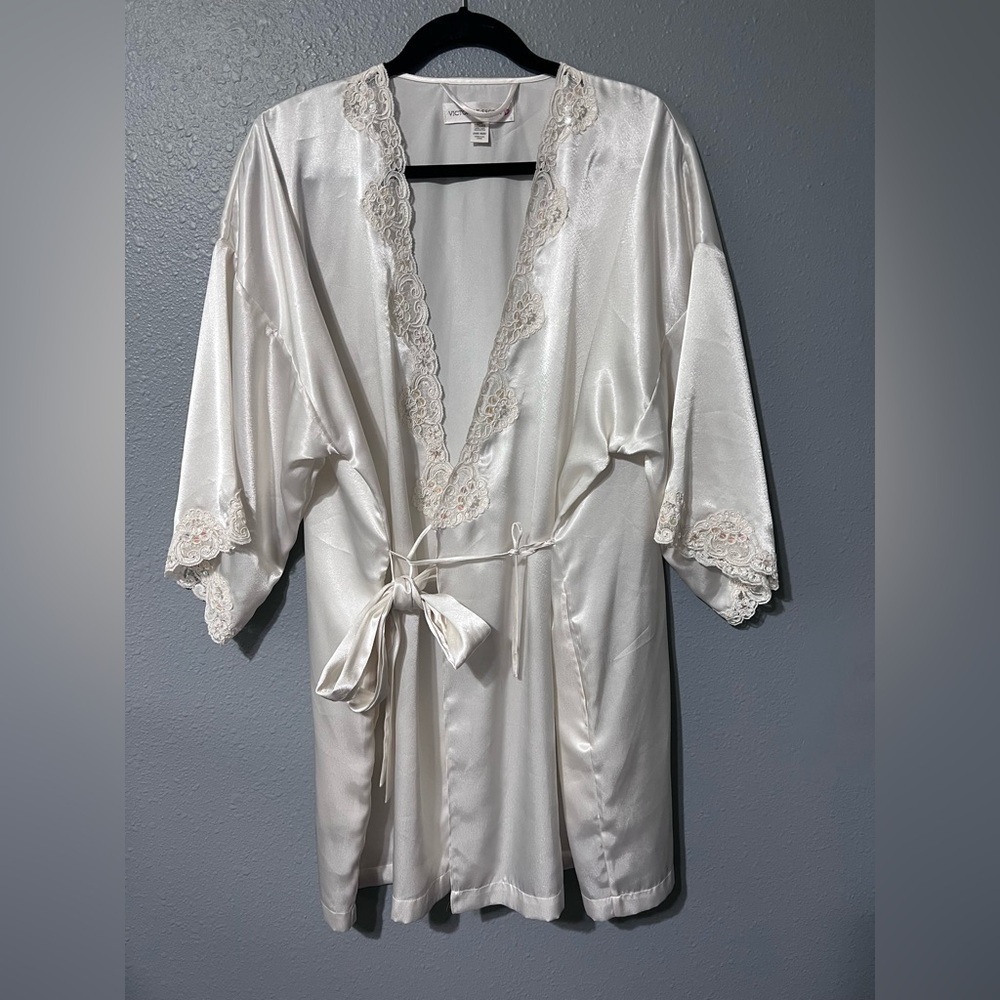 Vintage Victoria’s Secret Short Robe Bridal Ivory Sexy Lace Sequin Trim One Size